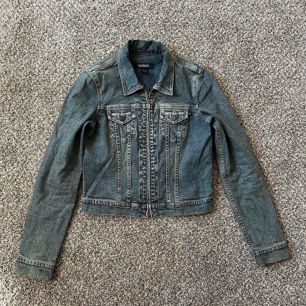 Abercrombie & Fitch Women's Blue Denim Jean Jacket